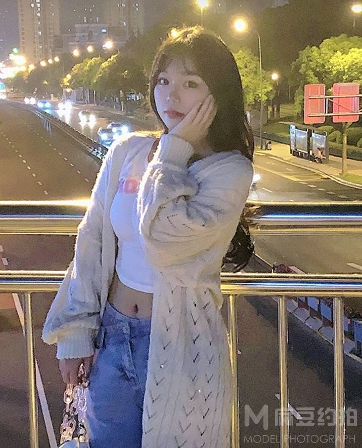胶片模特