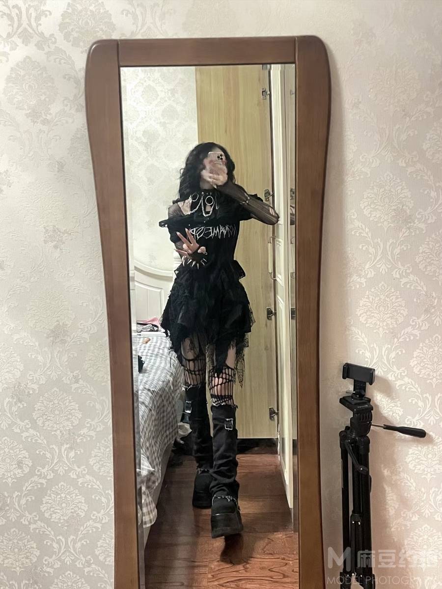 暗黑模特