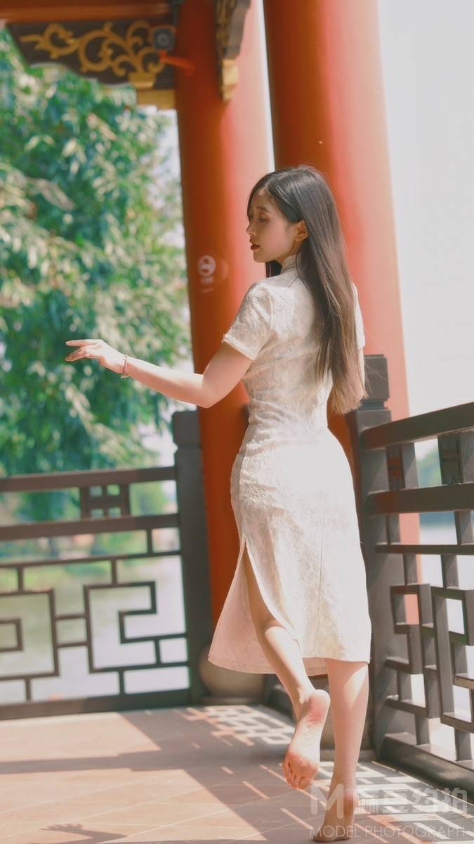 胶片模特