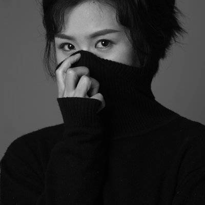 黑白模特