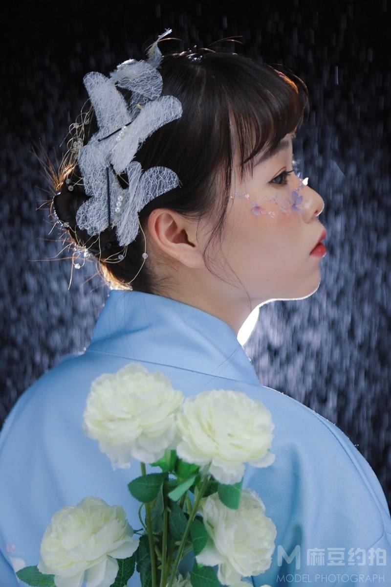 黑白模特