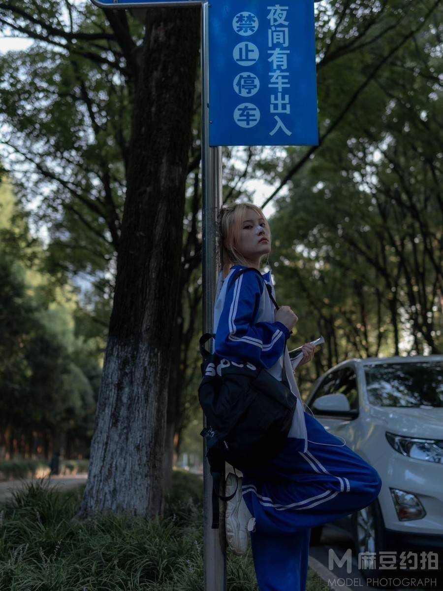 校园模特