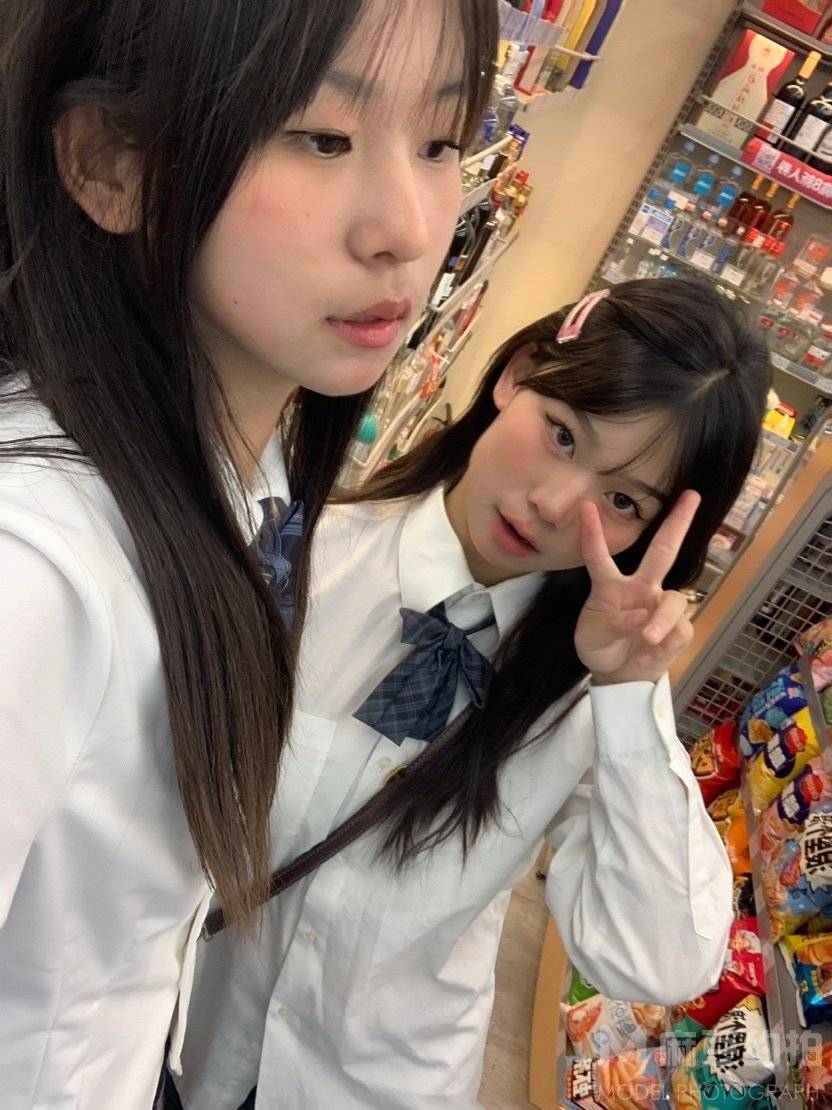 胶片模特