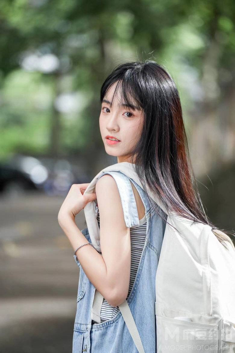 清新模特