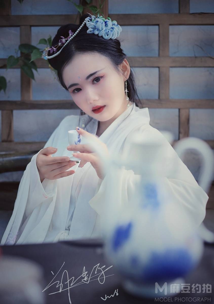 汉服模特