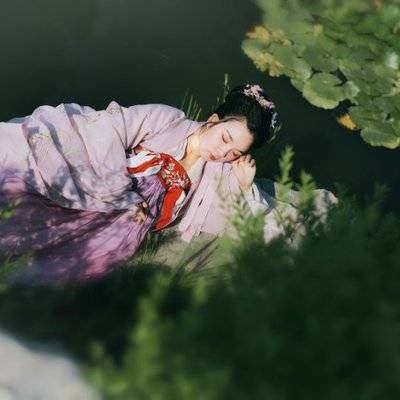 汉服模特