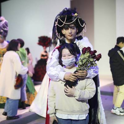 校园模特