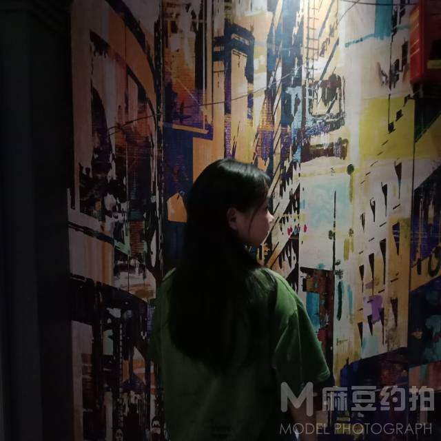校园模特