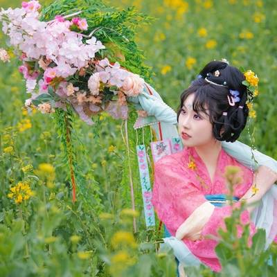 汉服模特