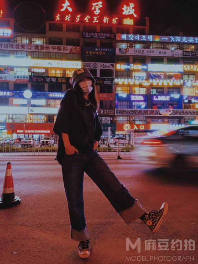 夜景模特