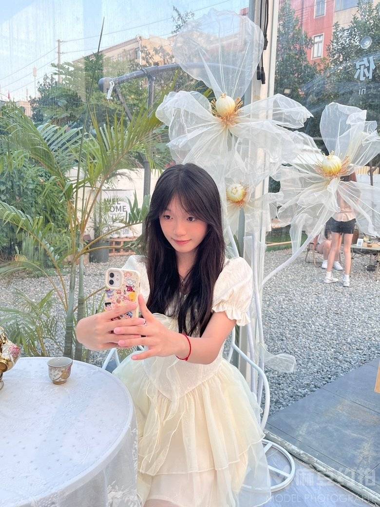 清新模特
