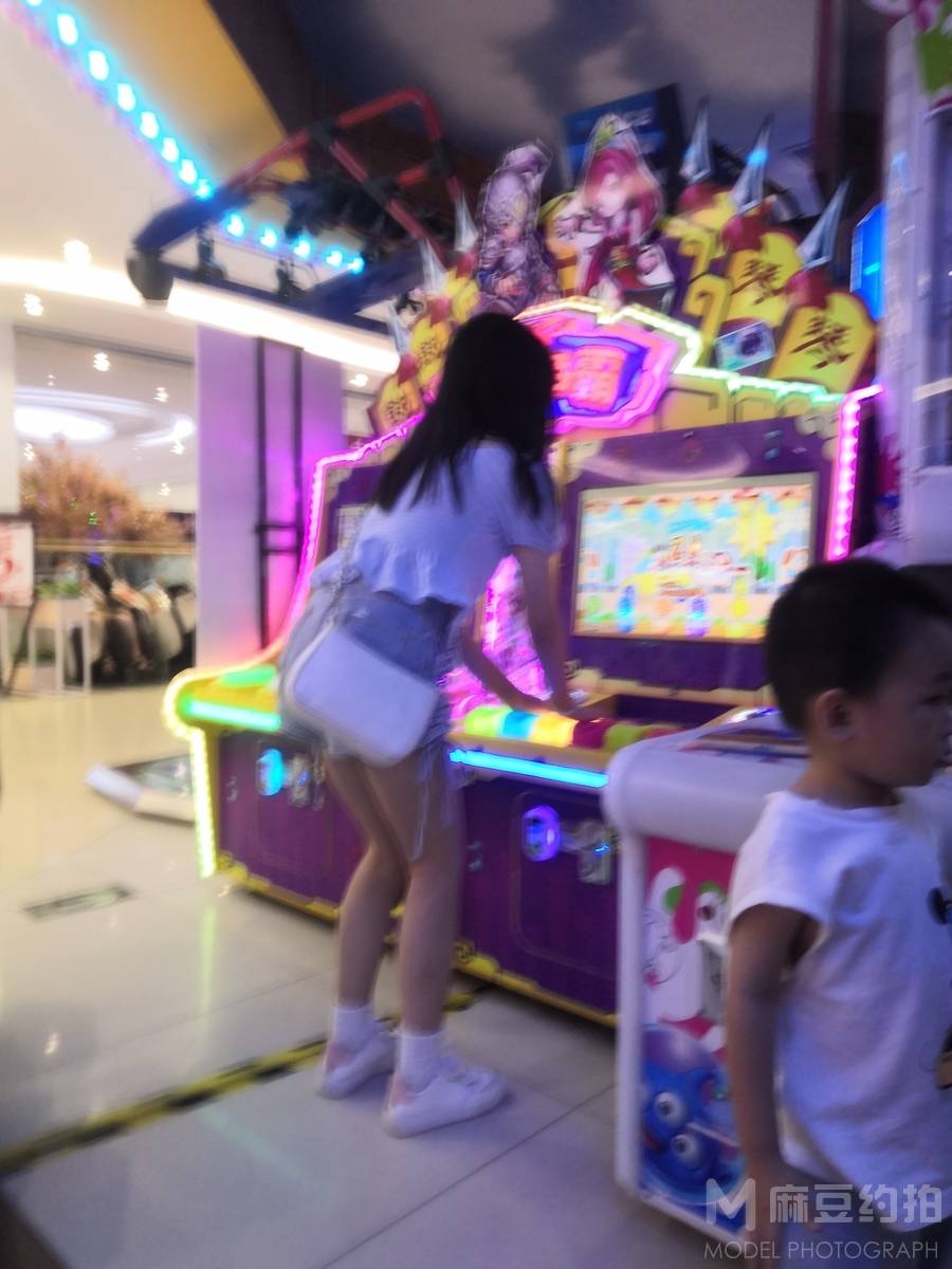 清新模特