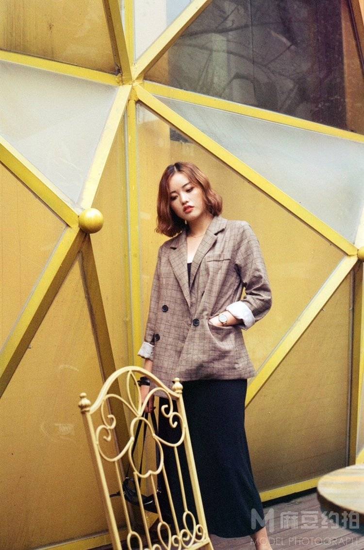 情绪模特