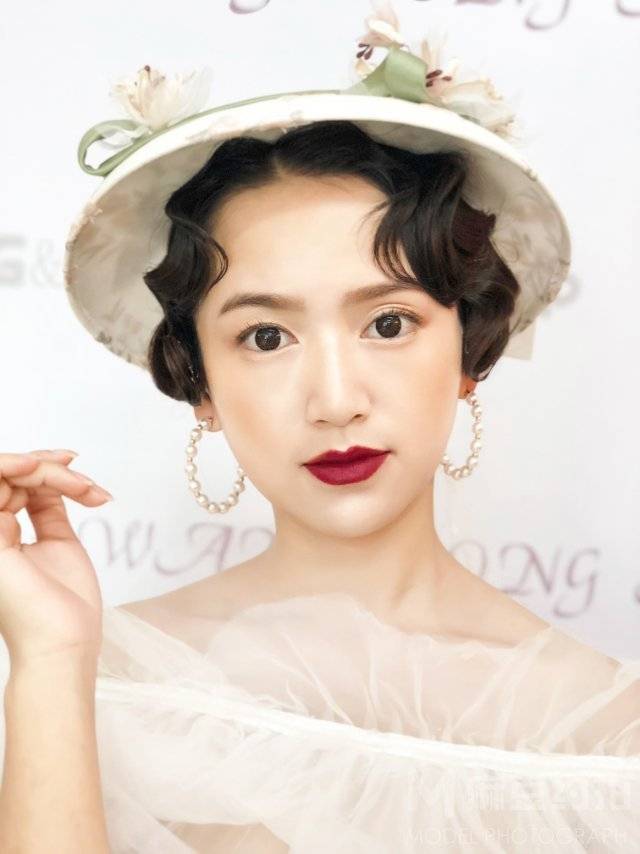 妆容模特