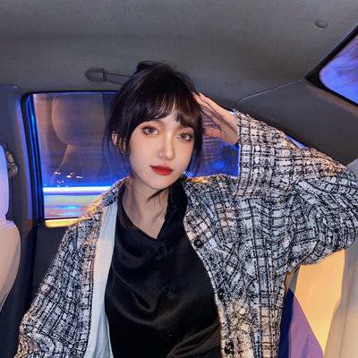 黑白模特