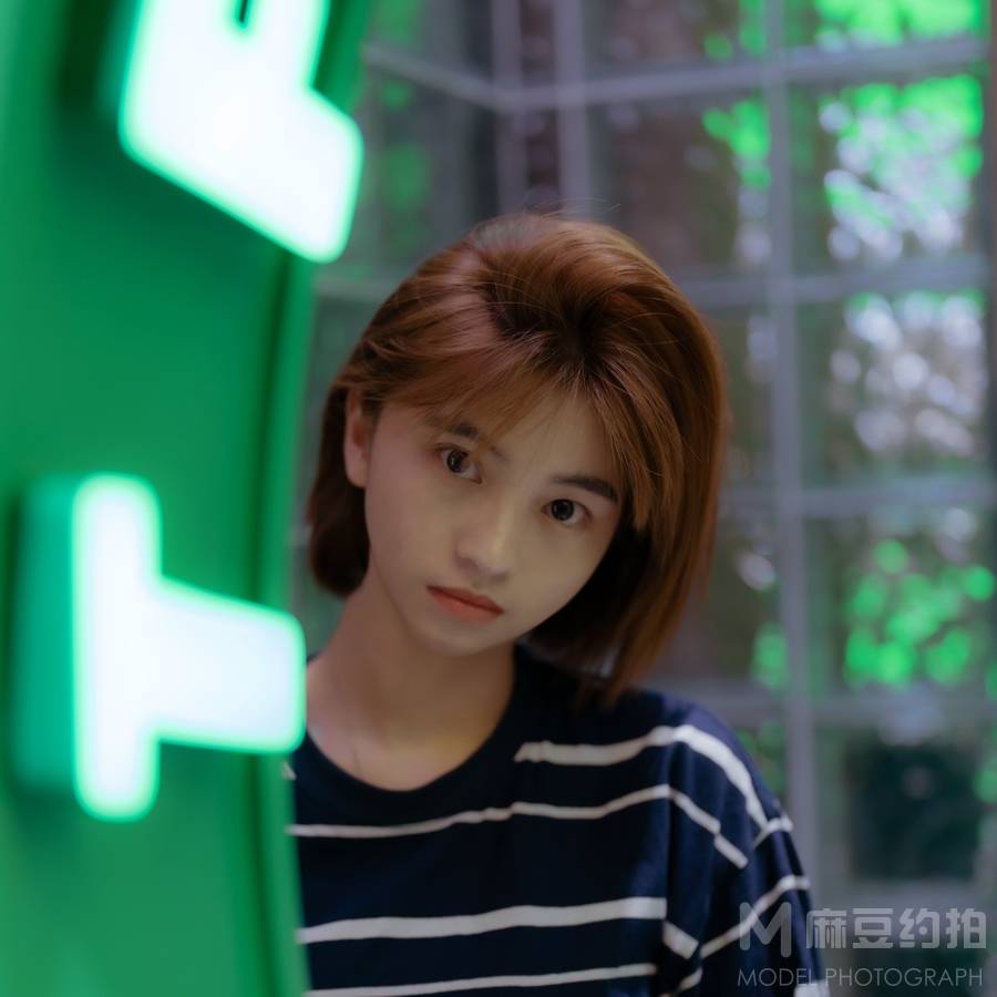 少女模特
