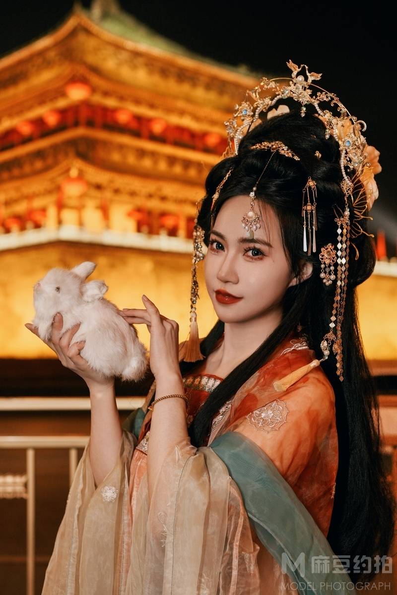 汉服模特
