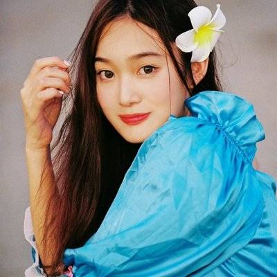 宝丽来模特
