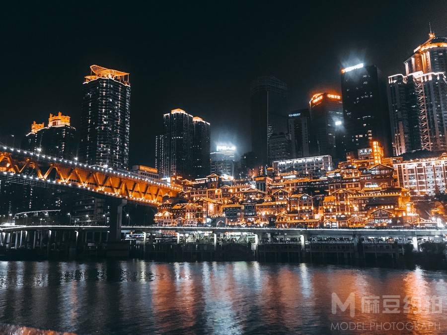 纪实模特