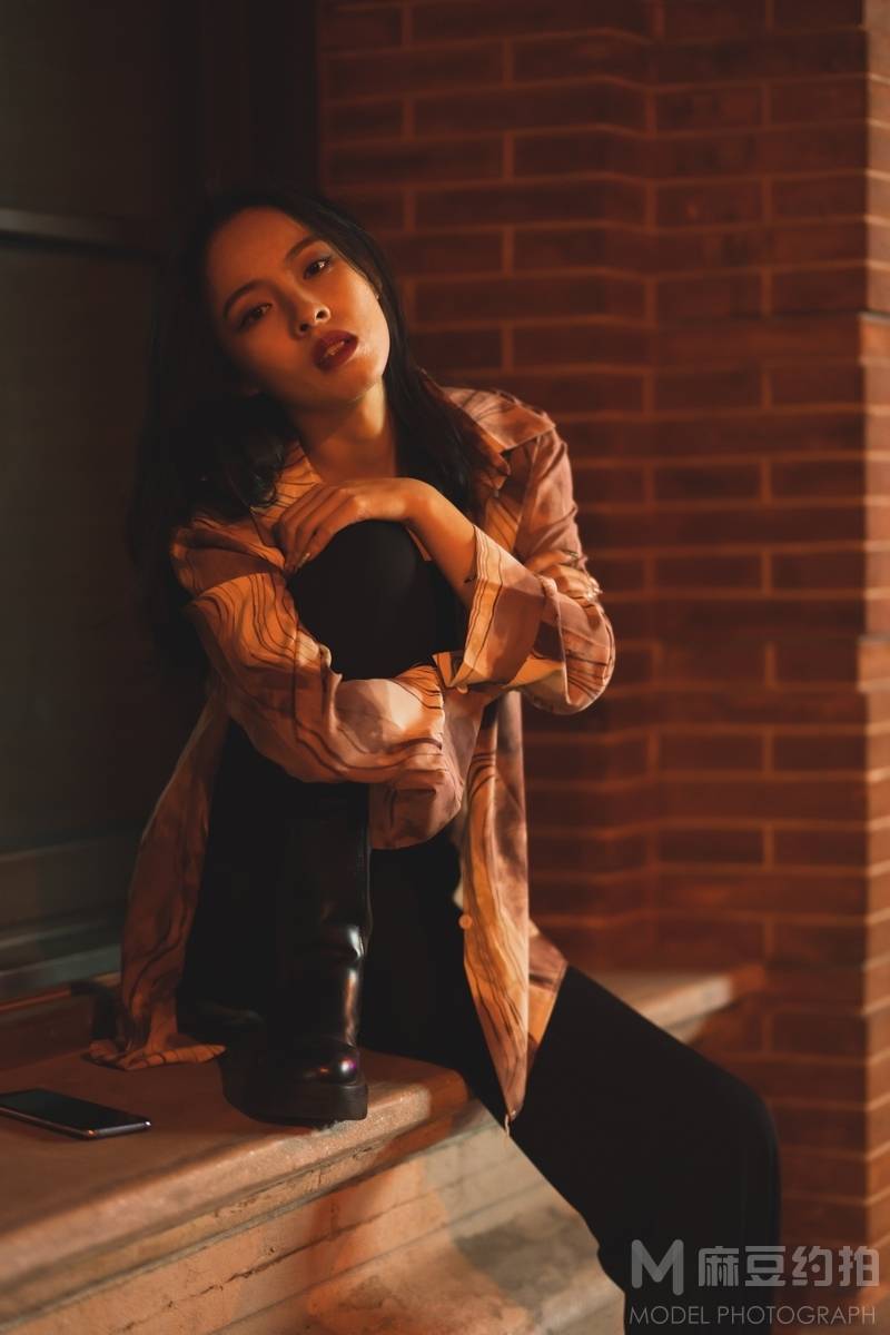 情绪模特