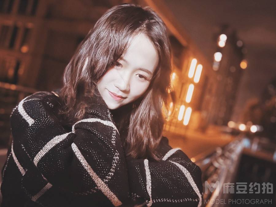 夜景模特