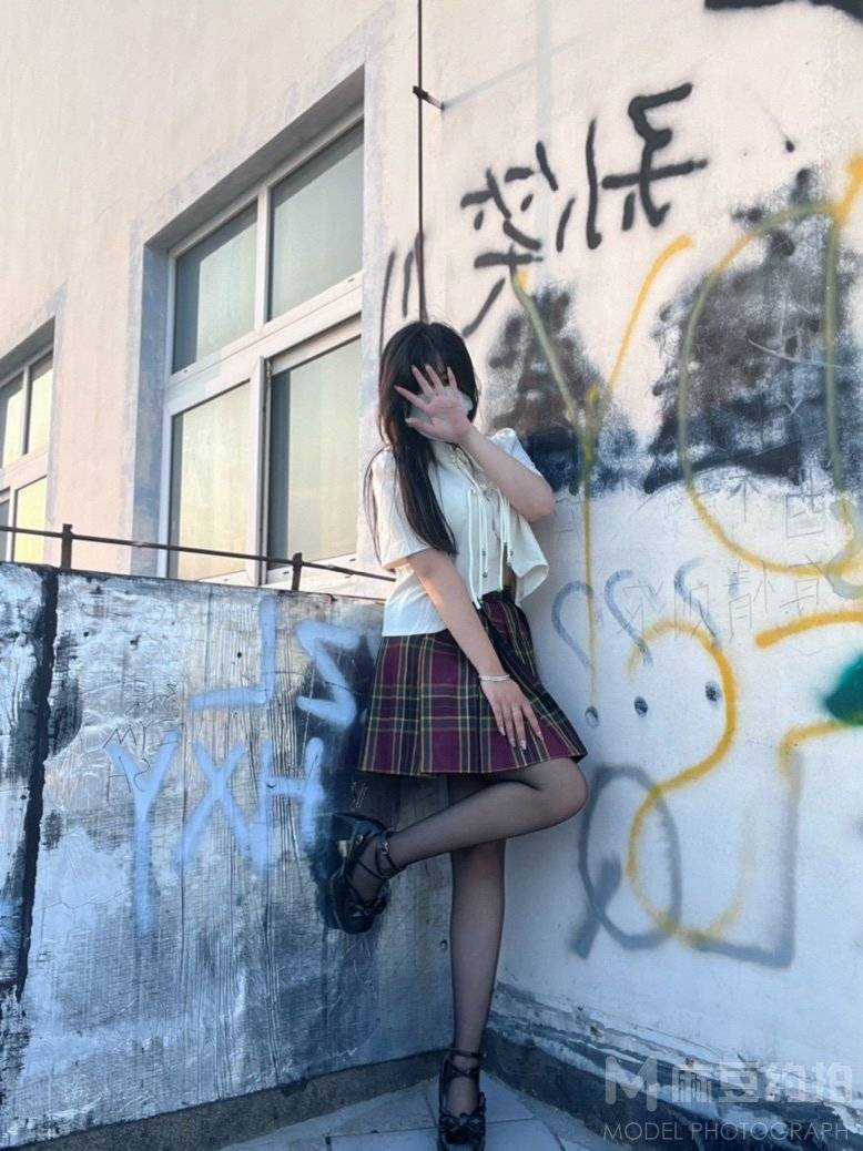 校园模特