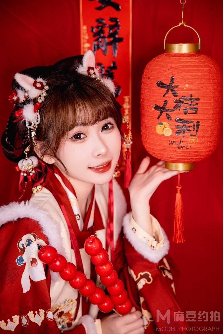 汉服模特