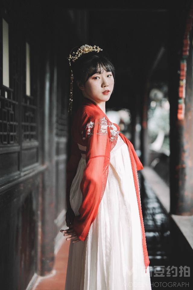 汉服模特