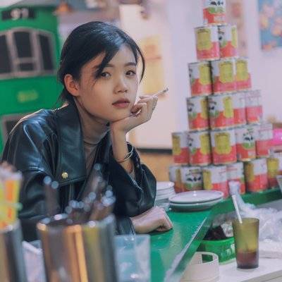情绪模特