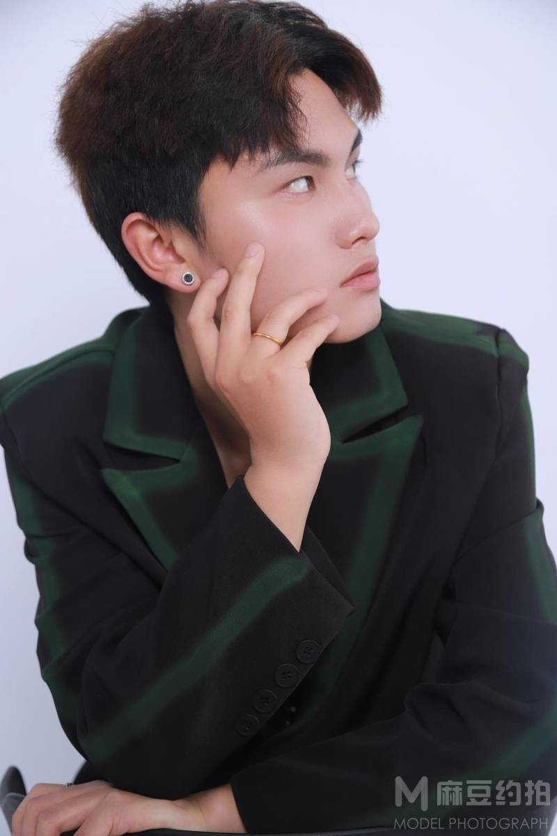 商务模特