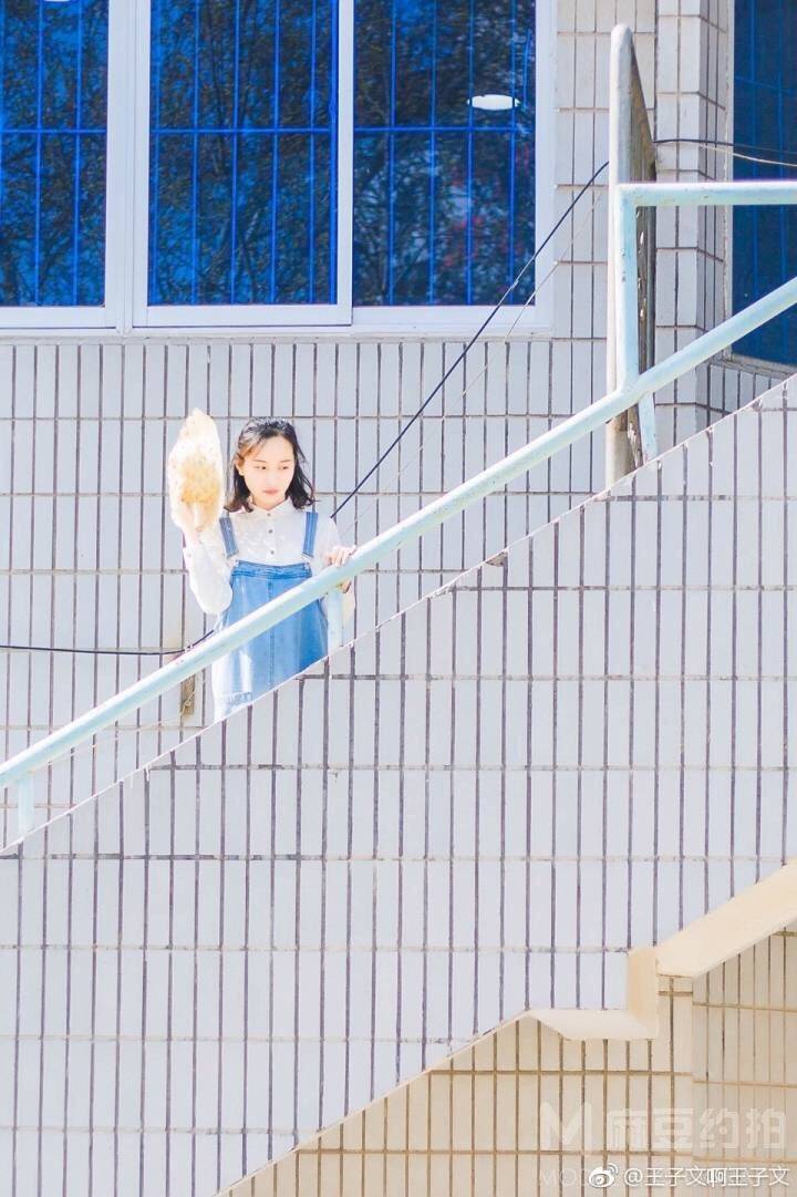 校园模特