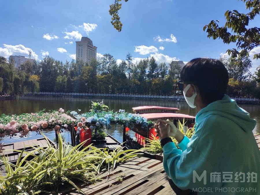 清新模特
