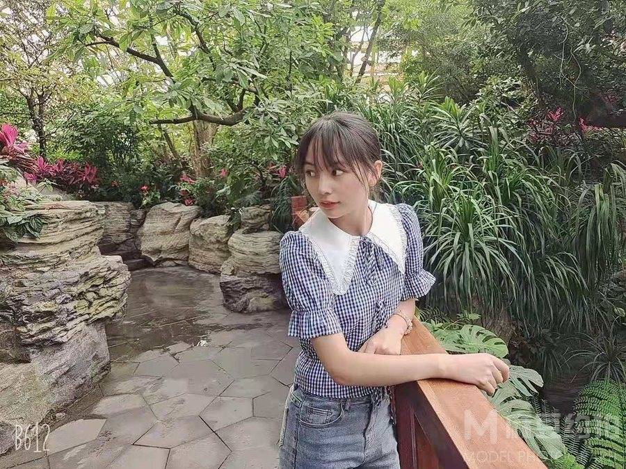 少女模特