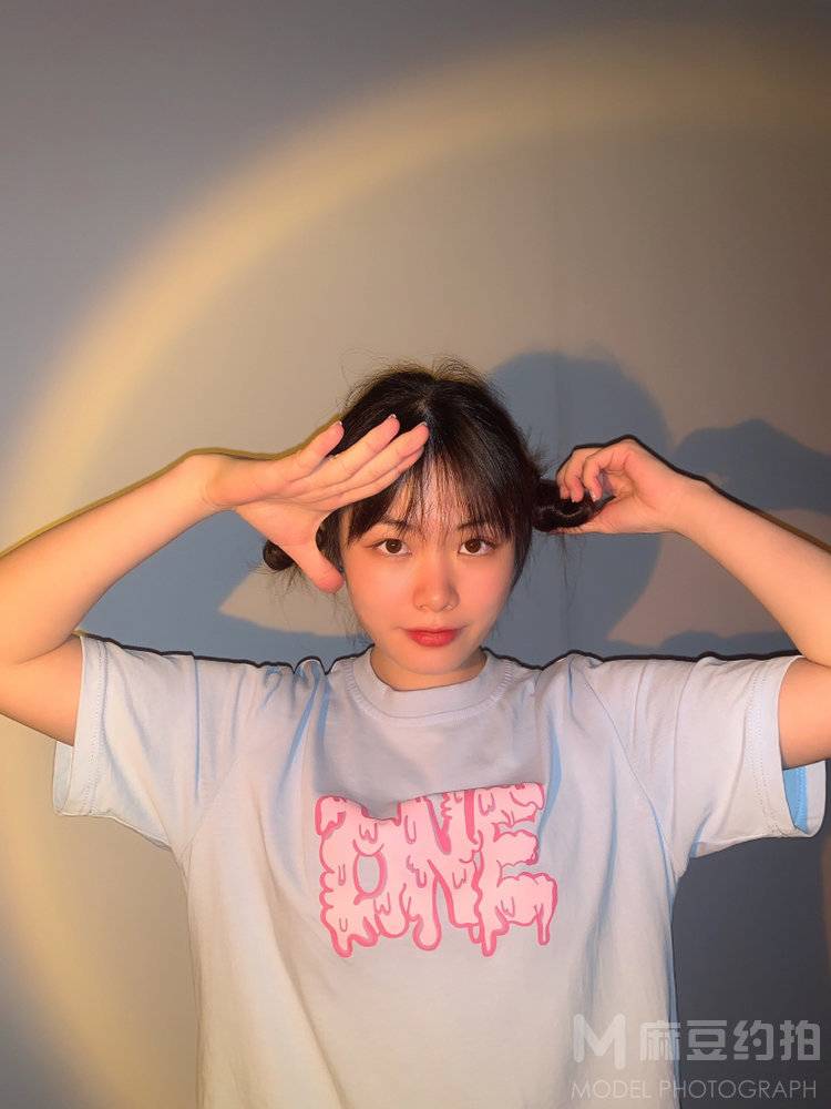 胶片模特