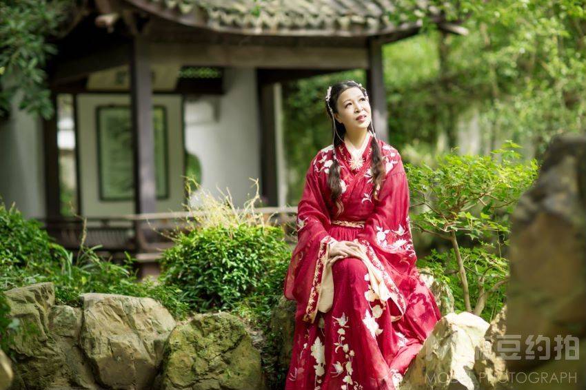 汉服模特