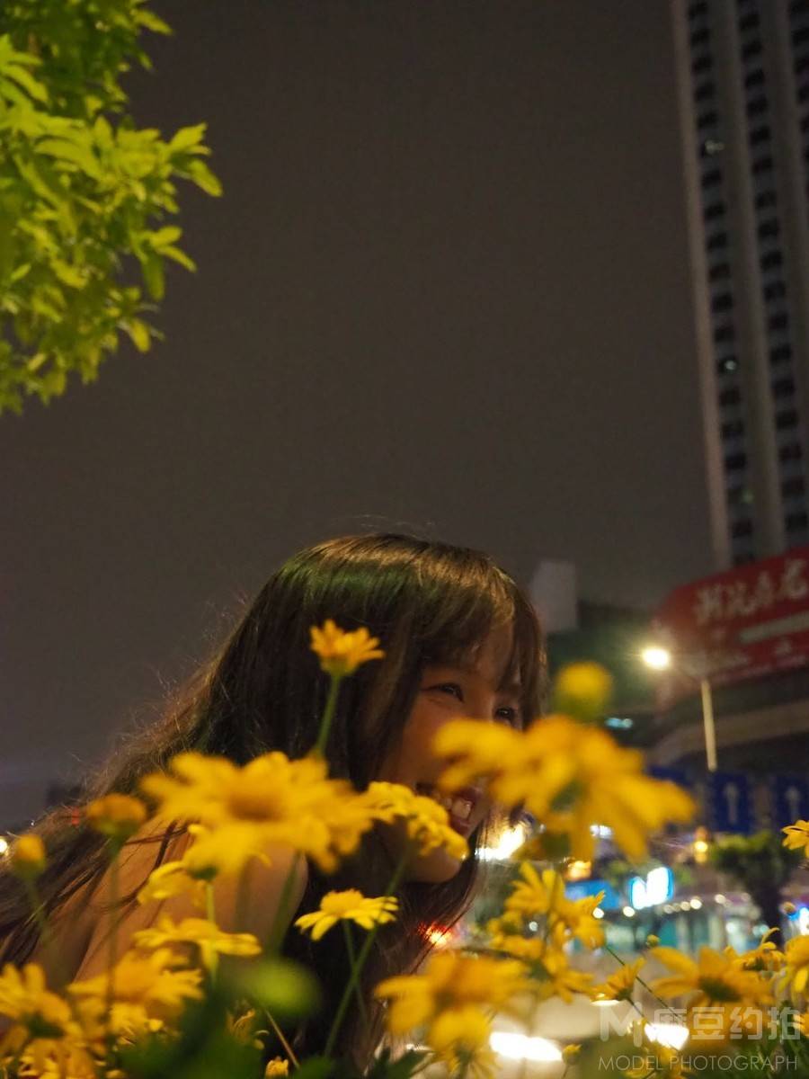 夜景模特