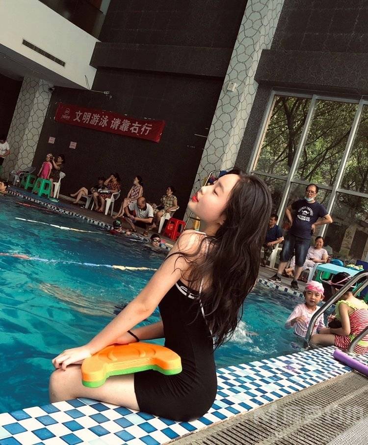 胶片模特