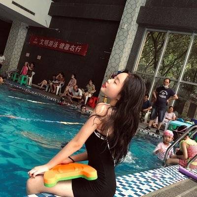 胶片模特