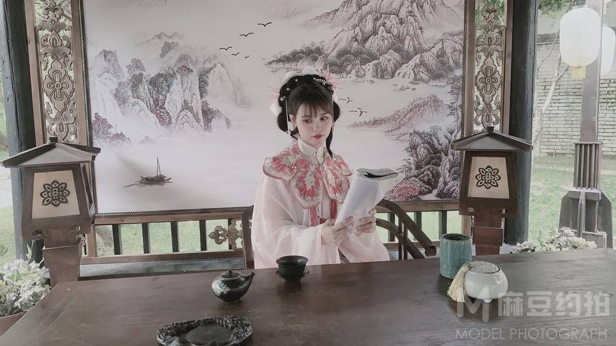 汉服模特