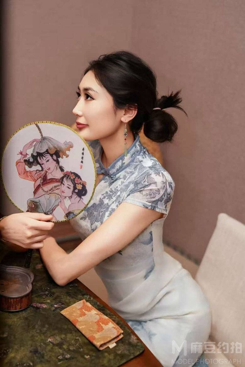 妆容模特