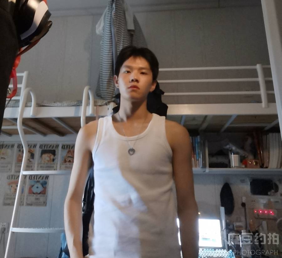 胶片模特