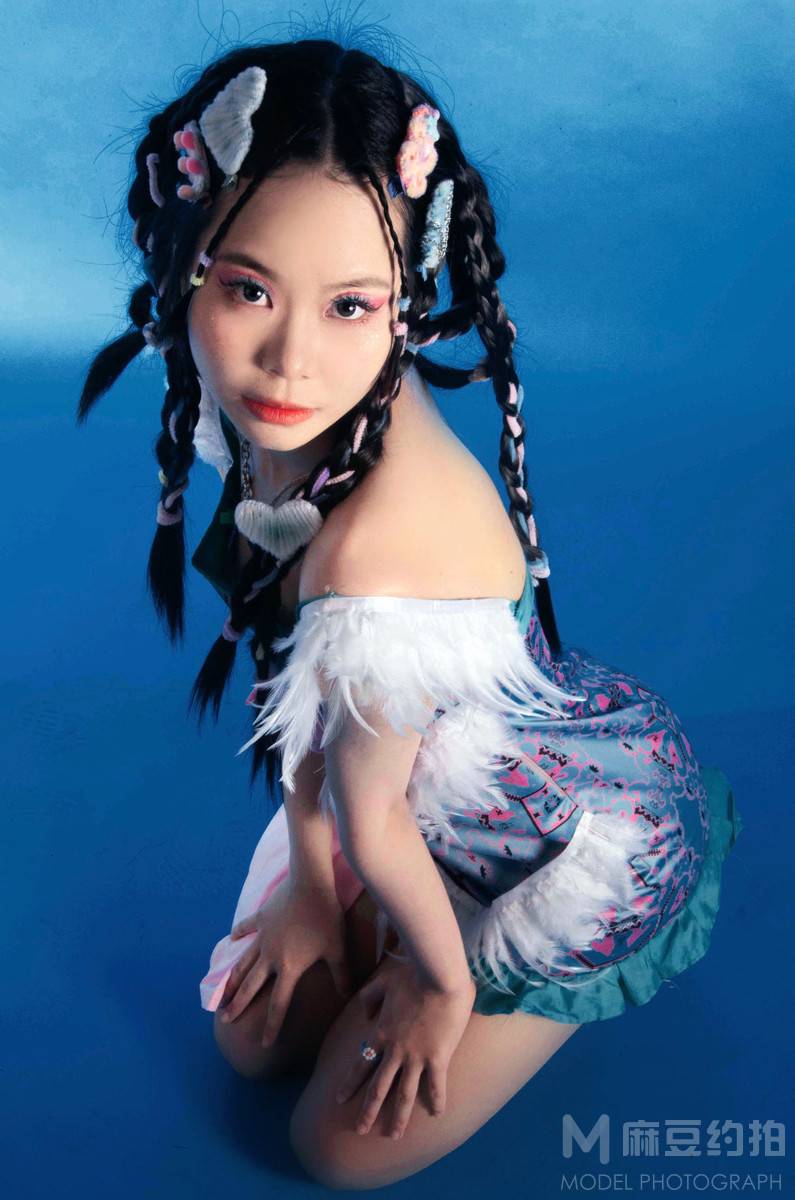 妆容模特