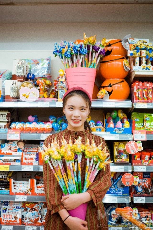 情绪模特
