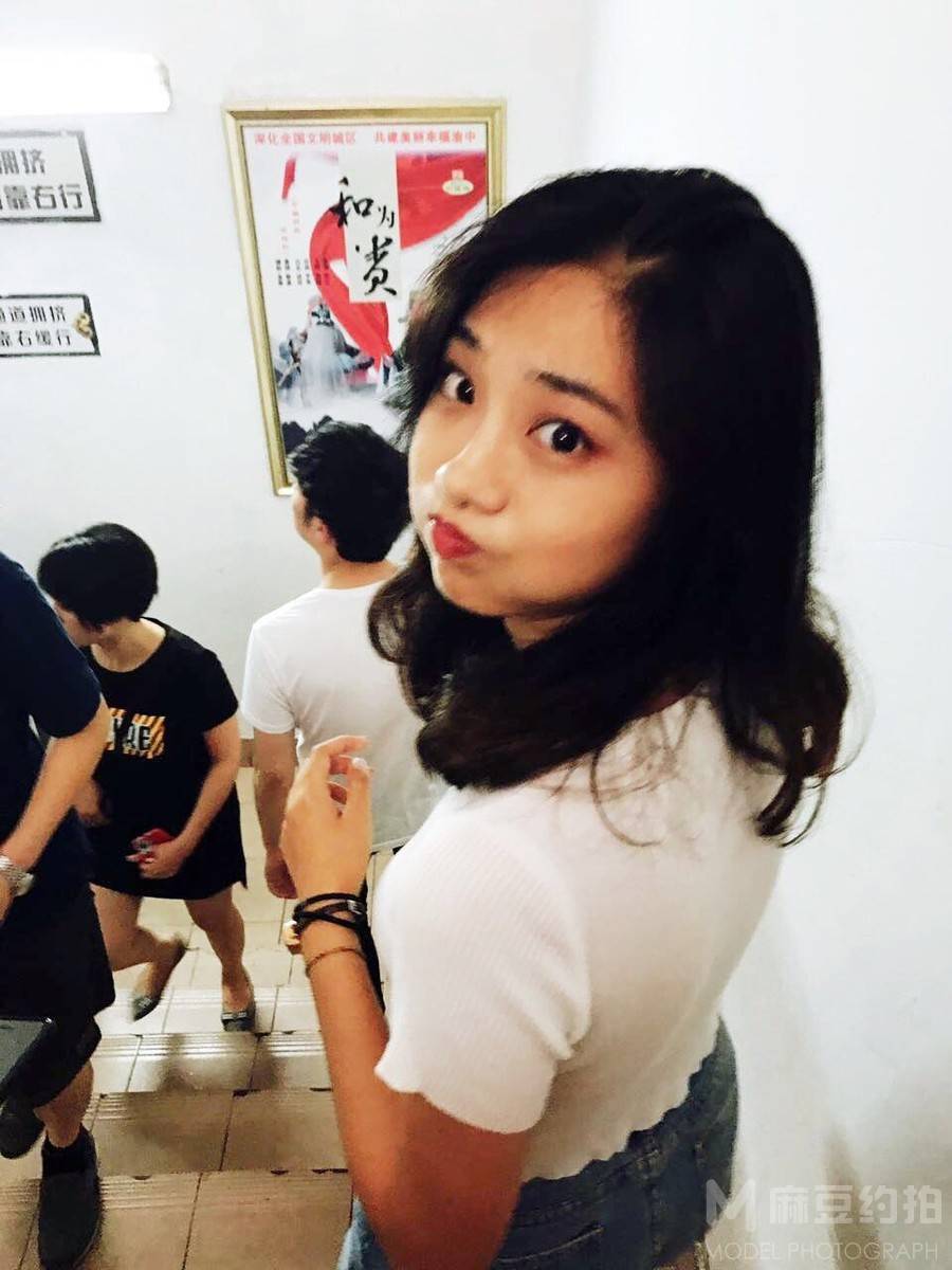 纪实模特