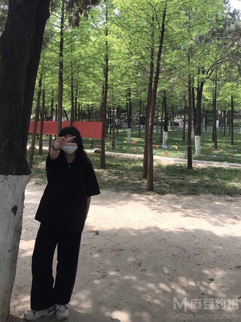 清新模特