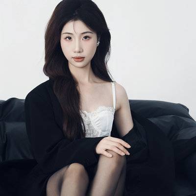 黑白模特