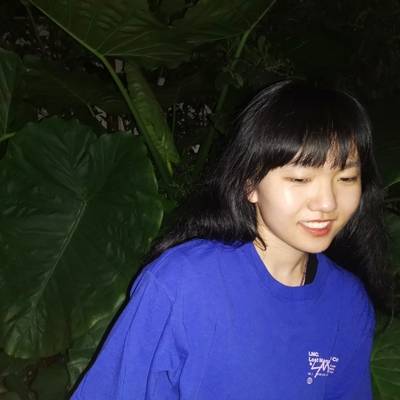 宝丽来模特