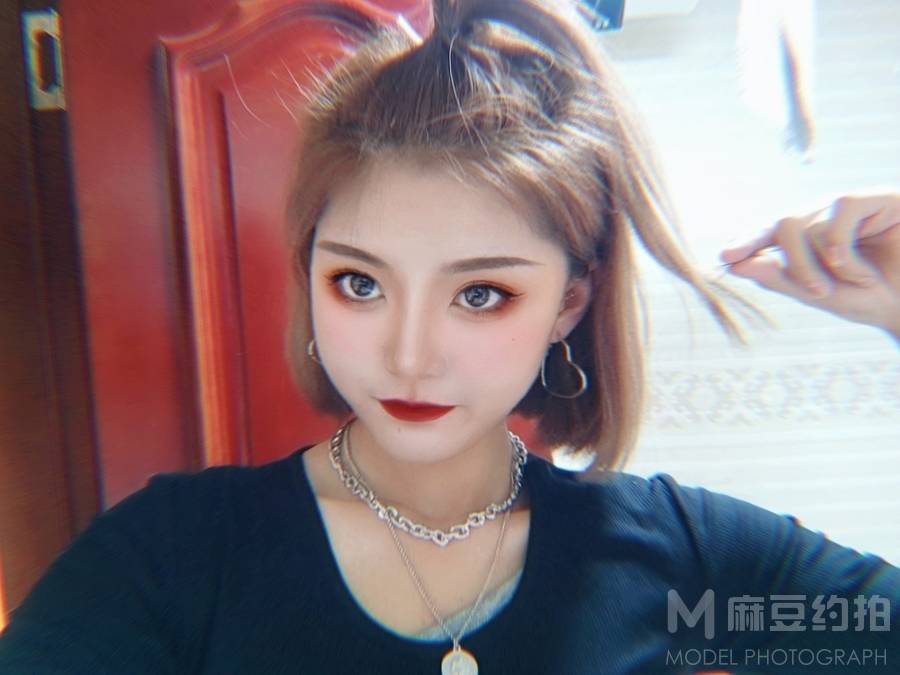 暗黑模特