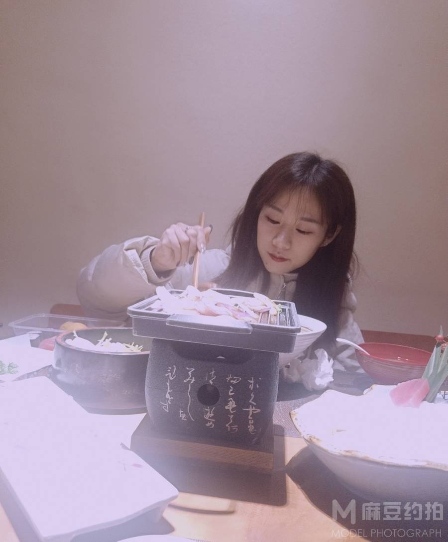 清新模特
