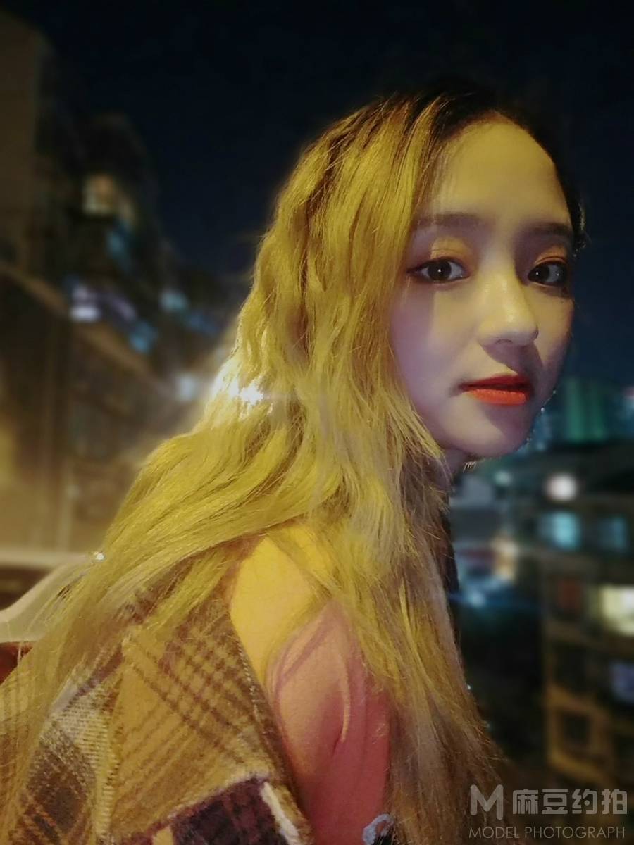 夜景模特